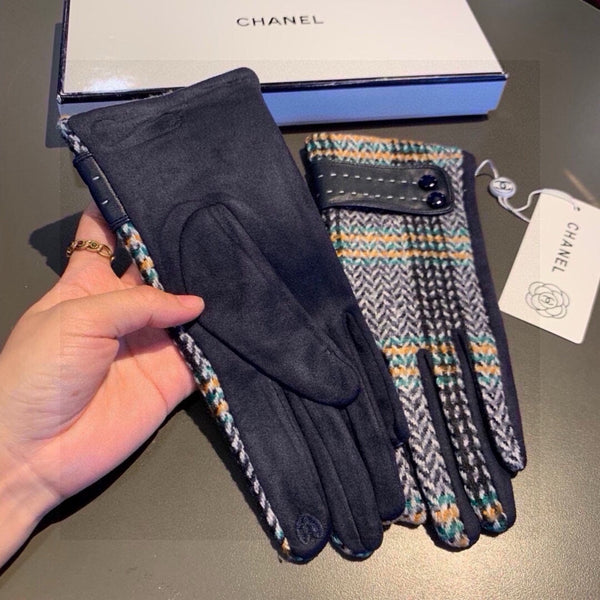 GLOVES IN COLORFUL WOOL 429243