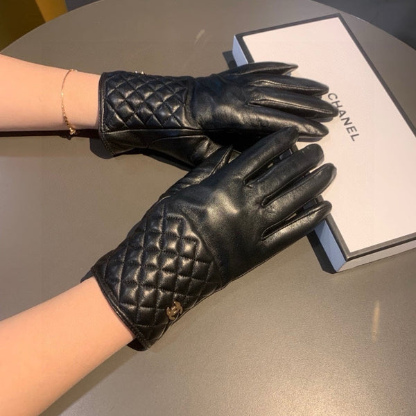 GLOVES IN BLACK LAMBSKIN WITH GOLD LOGO 462263