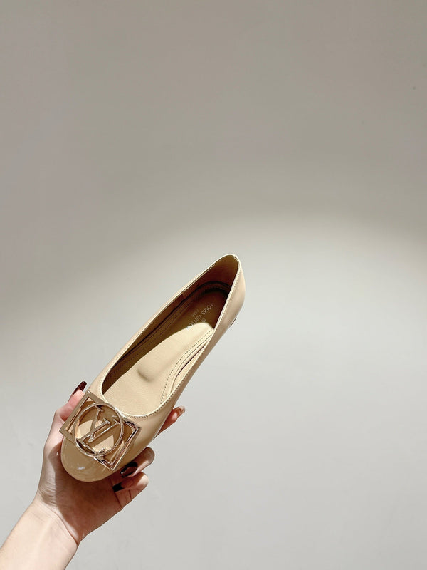 LV Shake Flat Ballerina Beige Lambskin