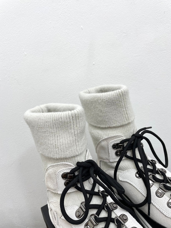 CC Sneaker 30mm White Suede And Wool