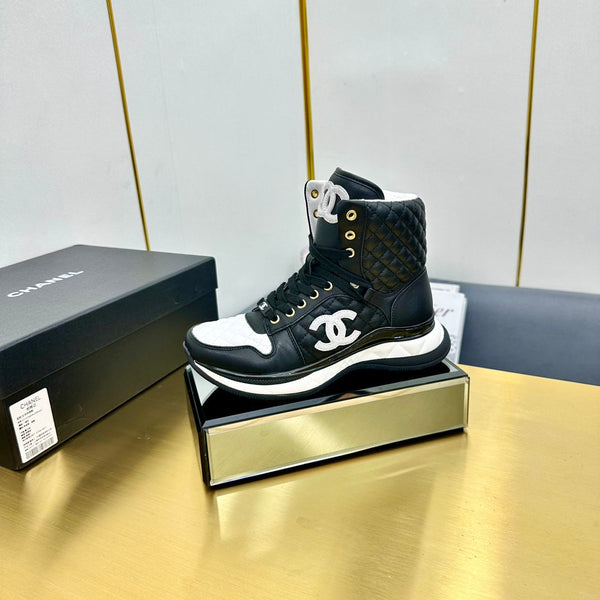 ATHLETIC SHOES IN BLACK CALFSKIN