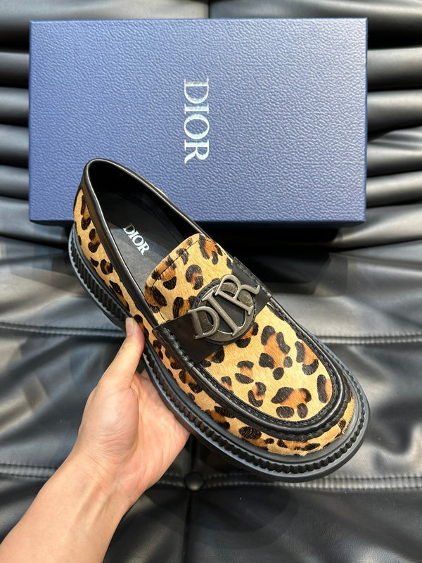 CD EXPLORER ICON LOAFER BLACK AND BRONZE FUR