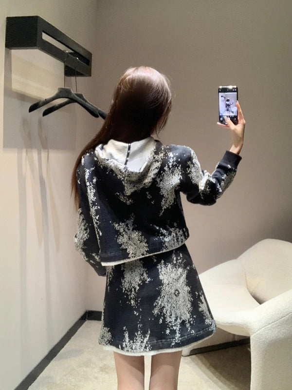 CHANEL 25S SWEATSHIRT SKIRT SET STYLE 188