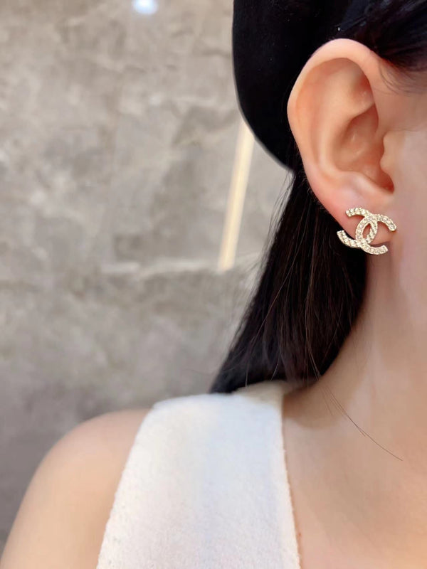 DOUBLE C HALF DIAMONDS GOLD EARRINGS
