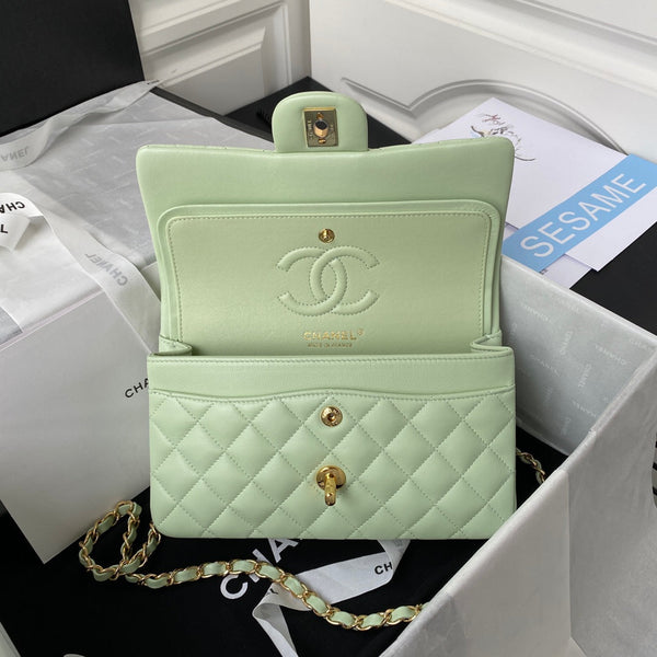 Medium Classic Flap Bag 23cm Light Green Lambskin Gold Hardware
